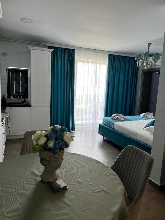 Myosotis Mamaia Studio By The Lake Διαμέρισμα Εξωτερικό φωτογραφία